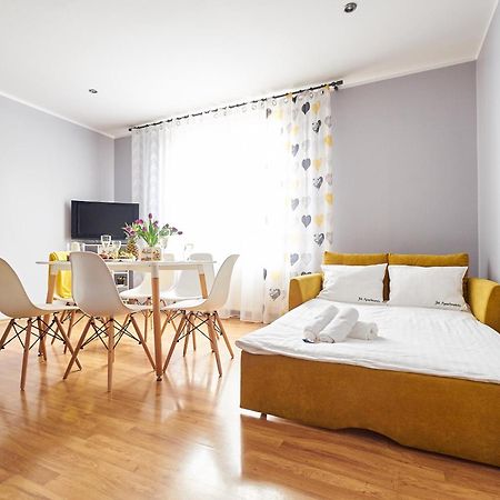 Jm Apartments Zamieszkaj W Centrum Красков Екстериор снимка